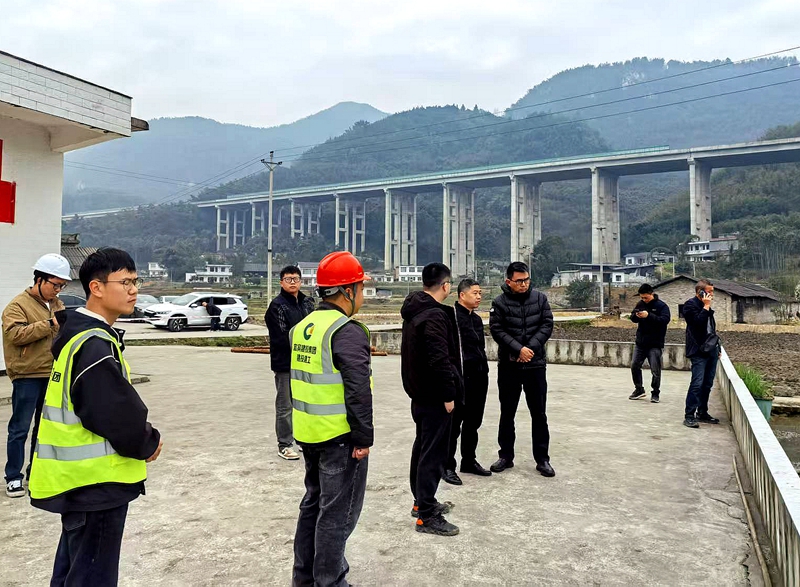 長寧縣縣委督查組到2024年“高農(nóng)”項目調(diào)研 (2).jpg